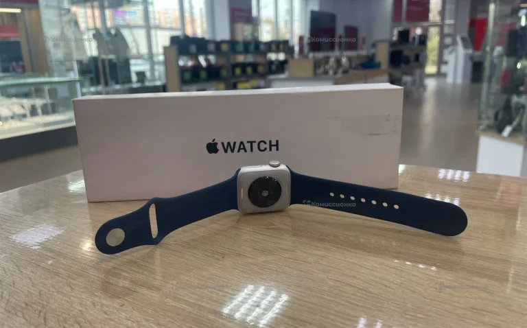 Часы  Apple Watch SE 2