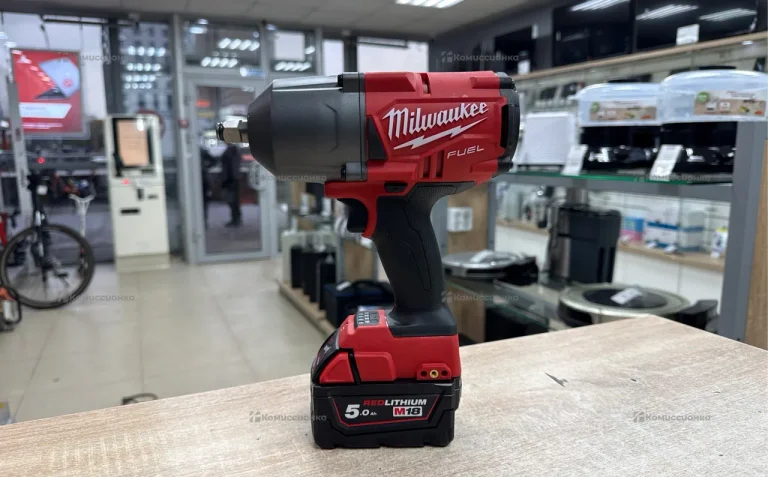 Гайковерт Milwaukee M18 FHIWF12