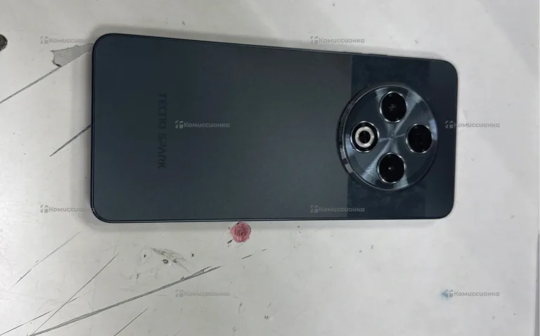 Tecno Spark 30 8/128 ГБ