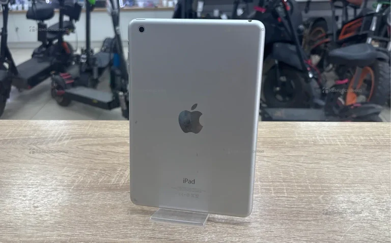 Планшет Apple iPad mini 64