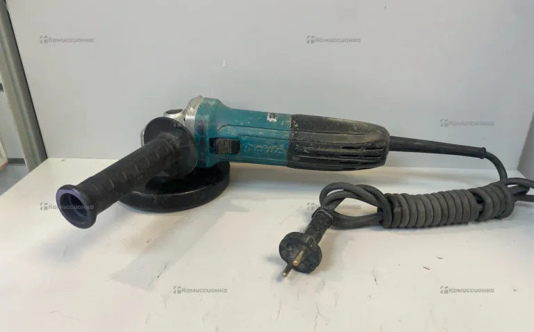 УШМ Makita GA5030 .