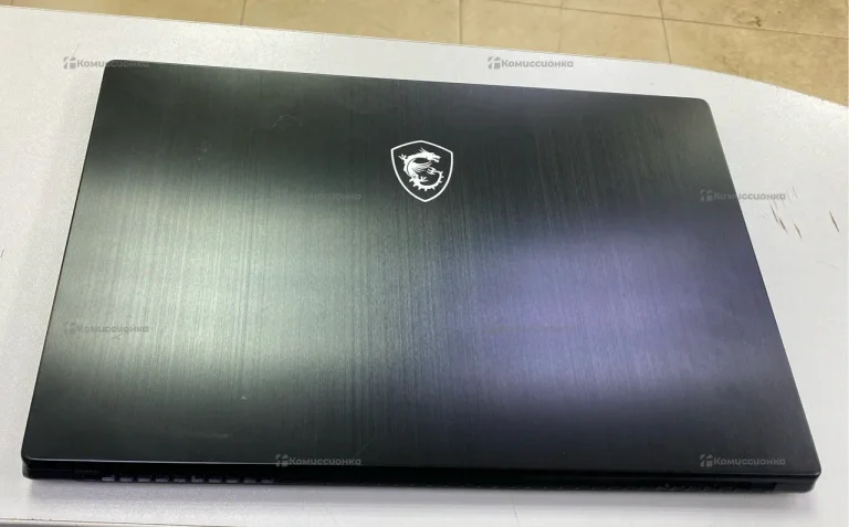 Ноутбук MSI Modern 15 A10M