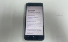 Apple iPhone SE  2020 64Gb