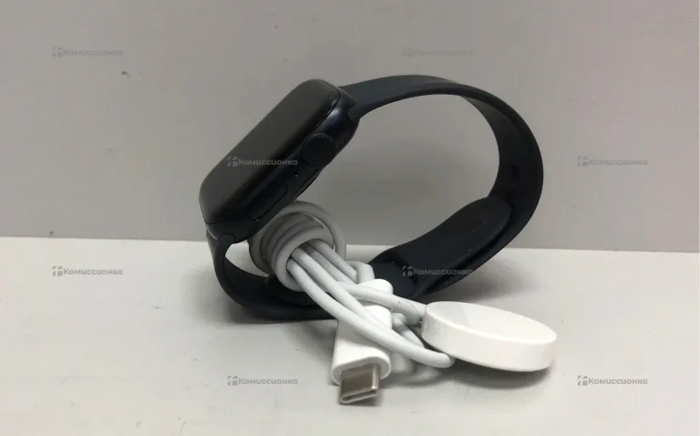 Часы  Apple Watch SE Gen 2 44mm