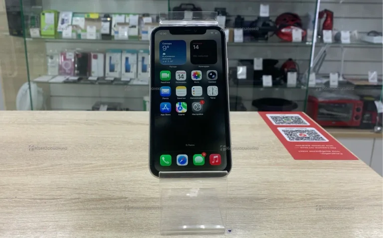 Apple iPhone 11 4/64 ГБ