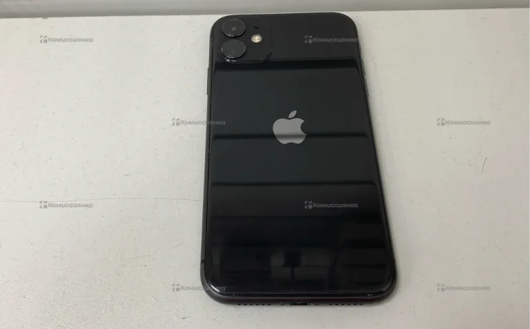Apple iPhone 11 4/64 ГБ