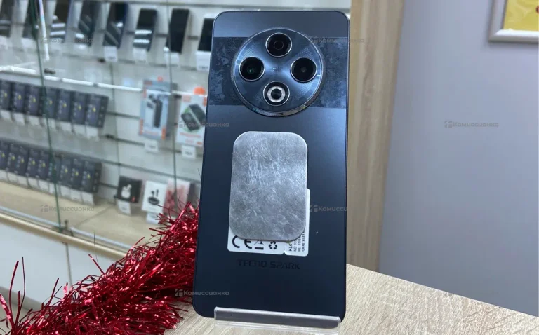 Tecno Spark 30 8/256 ГБ