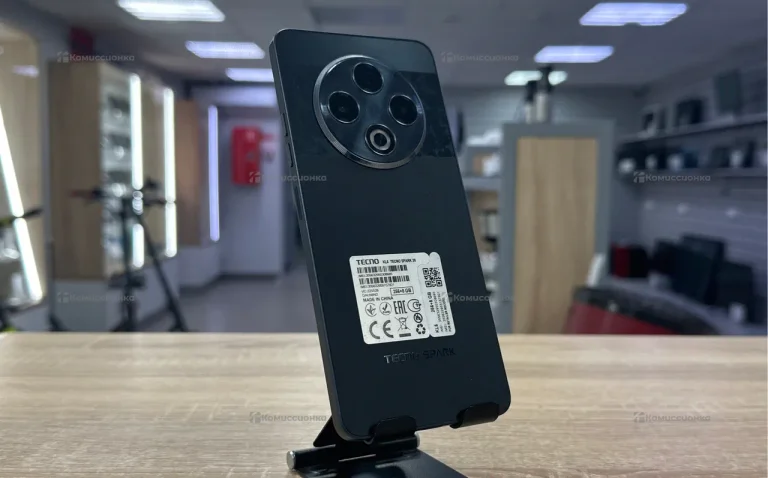 Tecno Spark 30 8/256 ГБ