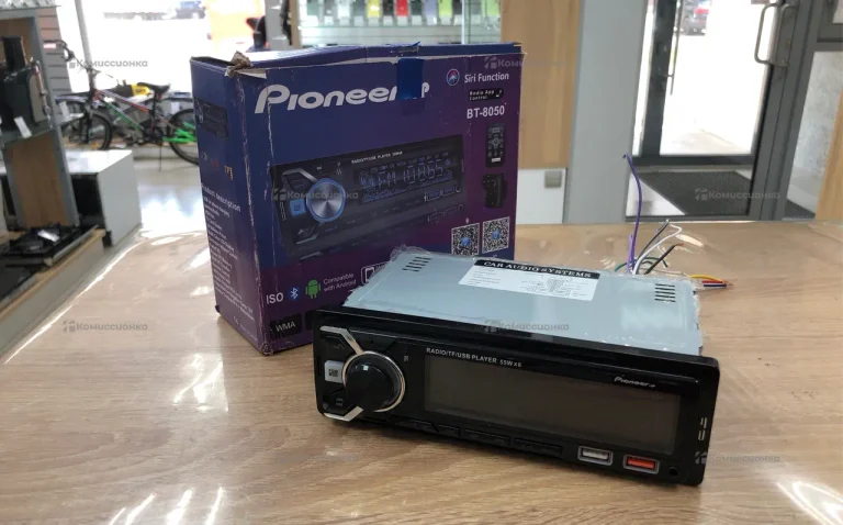 Автомагнитола Pioneer BT-8050