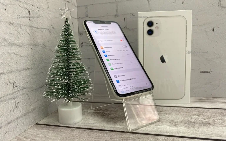 Apple iPhone 11 4/128 ГБ