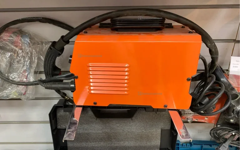 Сварочный полуавтомат СПЕЦО ПРОМО MAG-180 Invertor
