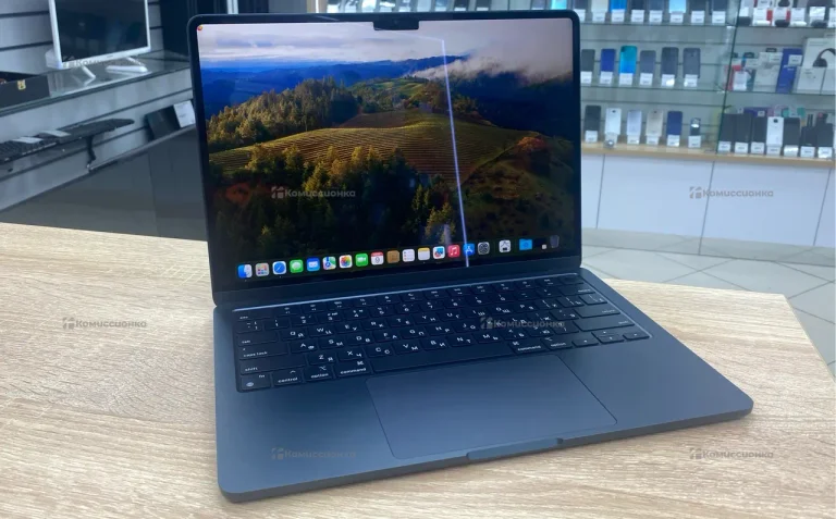 Ноутбук  MacBook Air m3 2024