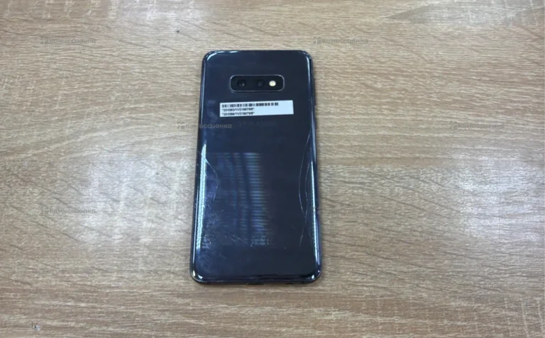 Samsung Galaxy S10e 6/128 ГБ