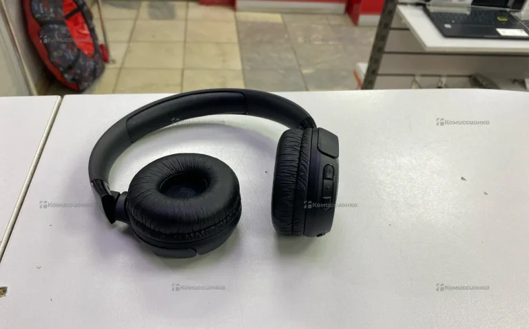 Наушники JBL TUNE520BT