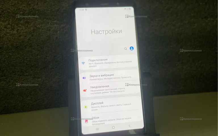 Samsung Galaxy A7 (2018) 4/64Gb