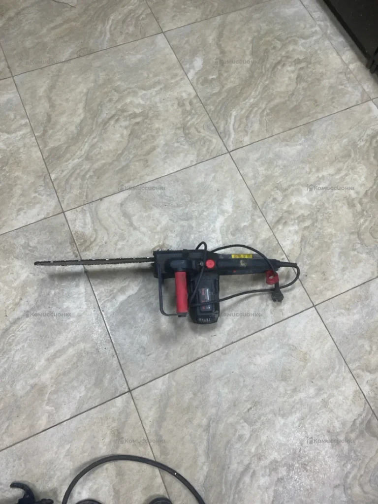 Электрическая пила P.I.T. PKE405-D1