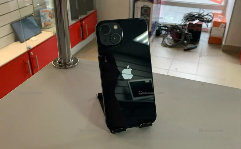 Apple iPhone 13 128 ГБ