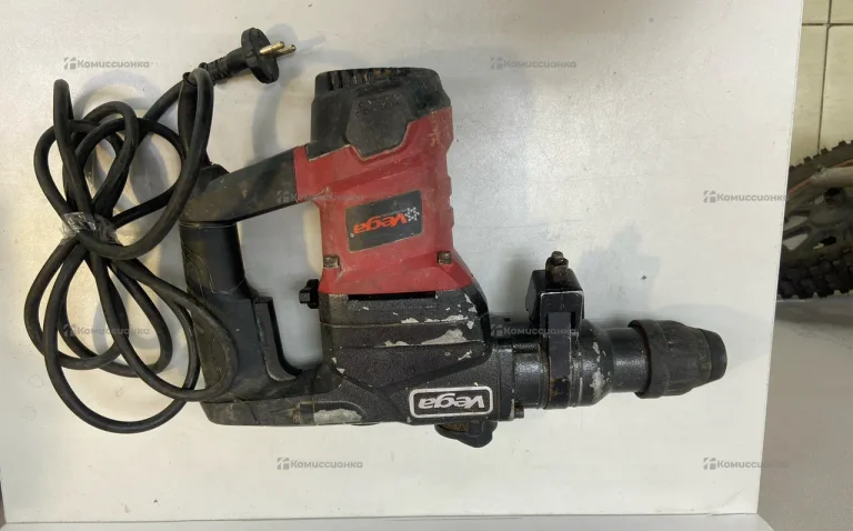 Перфоратор Vega VH2150