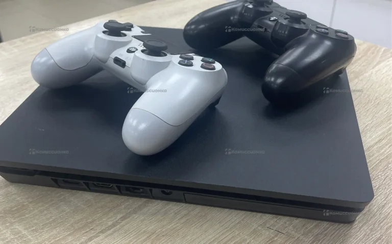 Приставка PS4. ps4 slim 512