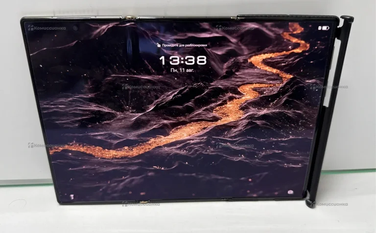 Huawei mate xt ultimate design 16/512gb