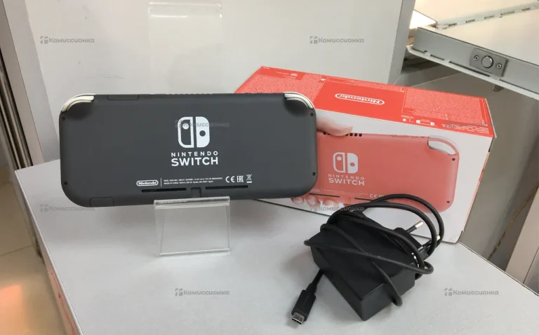 Приставка Nintendo switch lite 32