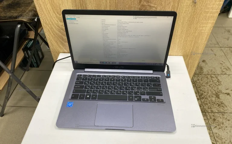 Ноутбук  Asus Notebook e406s