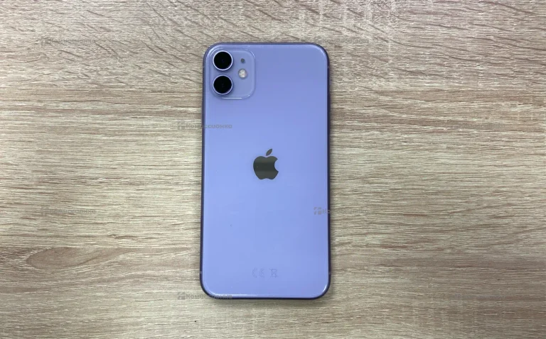 Apple iPhone 11 4/128 ГБ