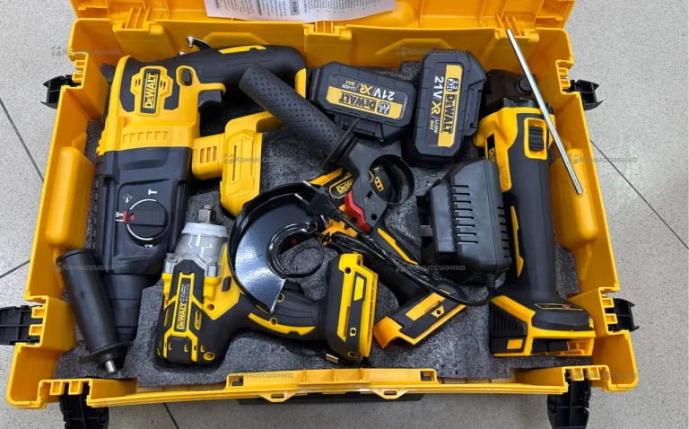 Dewalt набор 4в1