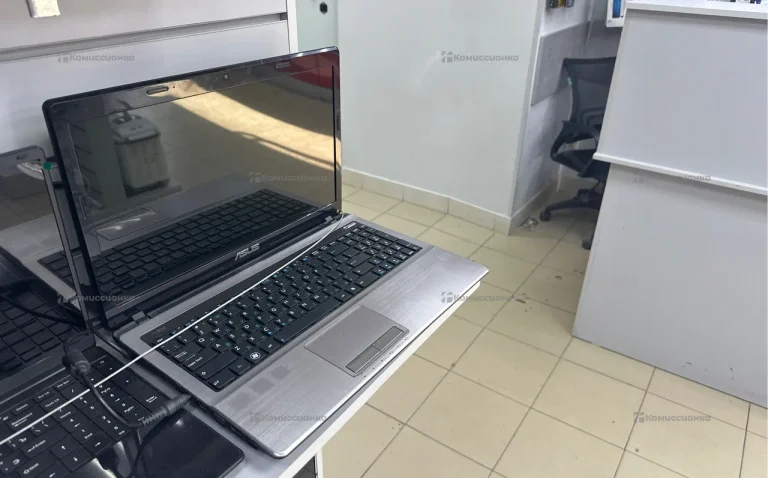 Ноутбук  asus i5-2430m