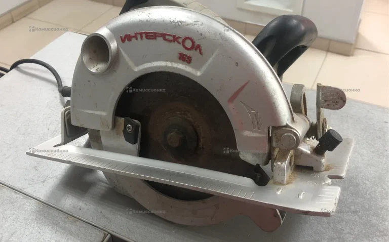 Дисковая пила Интерскол ДП-165/1200