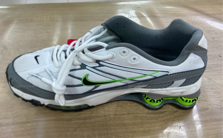 Кроссовки Nike Supreme 44p