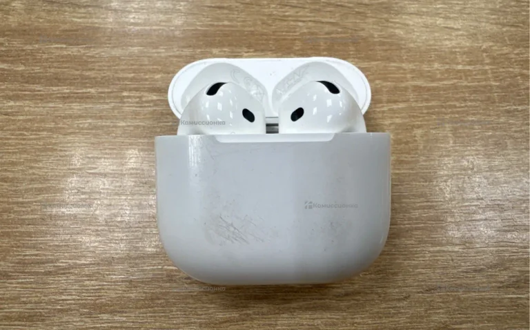 Наушники  AirPods 4