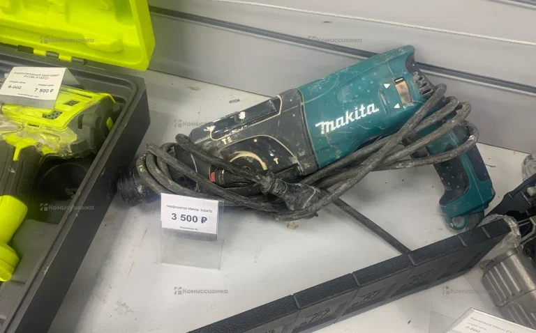 перфоратор Makita  hr2470