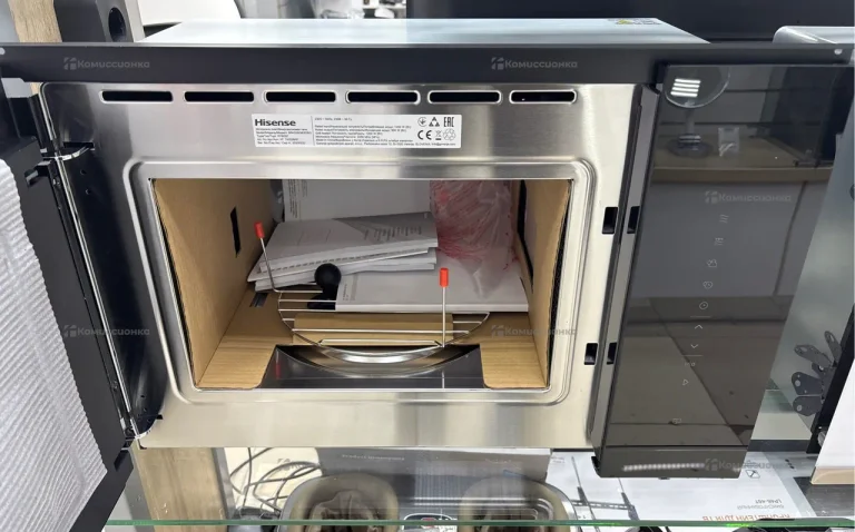 Встареваемая микроволновая печь Hisence BIM325GI6
