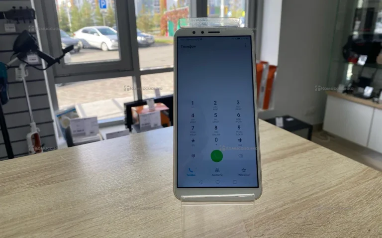 Honor 7X 4/64 ГБ