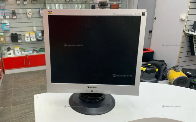 Монитор 17 VGA
