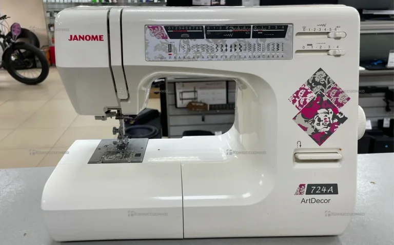 Швейная машина  Janome 724A ArtDecor