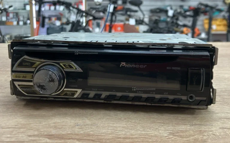 Автомагнитола  pioneer deh1500