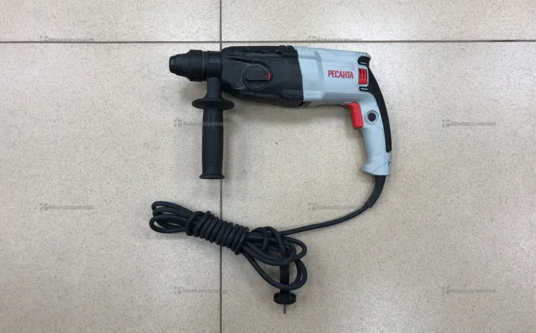 Перфоратор Ресанта П-28-800К