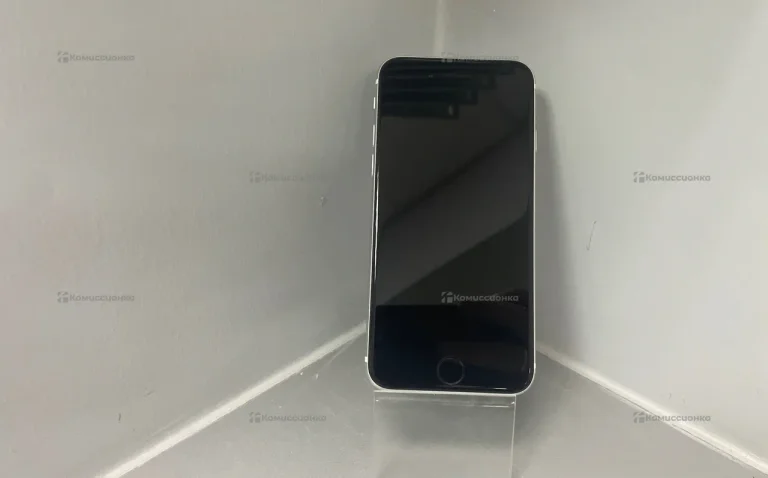 Apple iPhone SE 2020 128 ГБ.