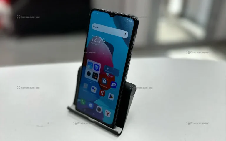 Tecno Spark Go 3/64 ГБ
