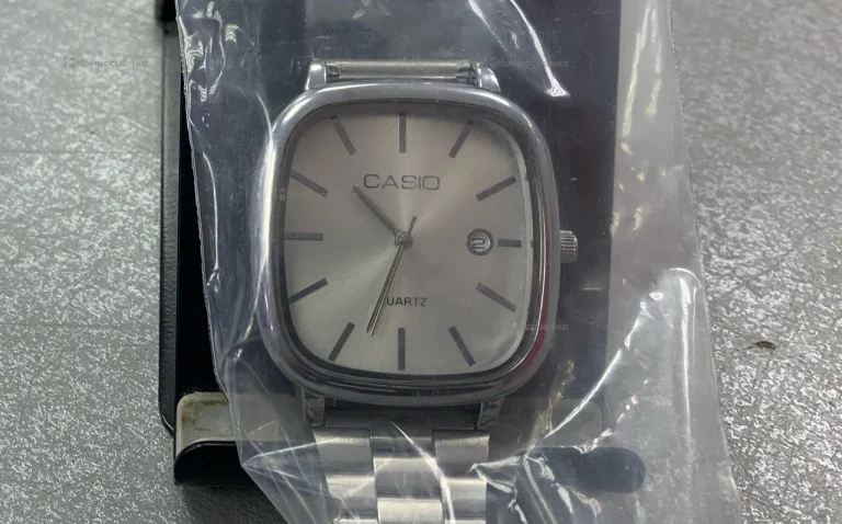 Часы  Casio Серебрянныее