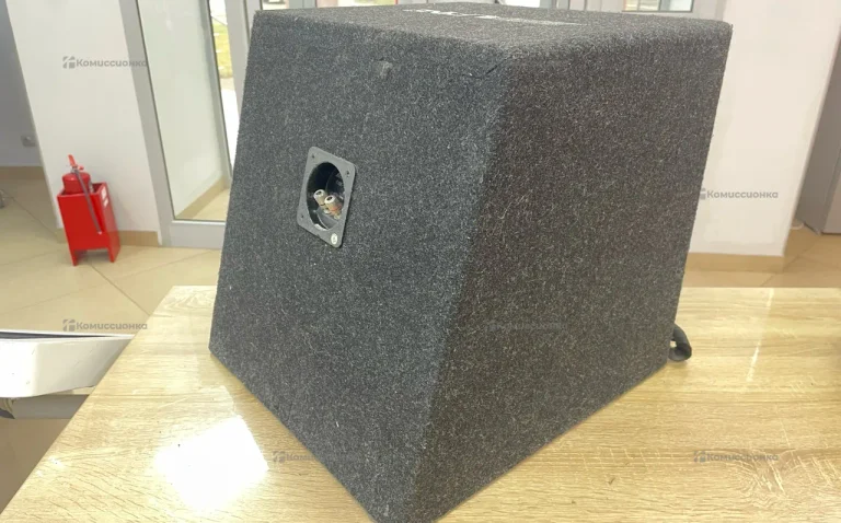 Сабвуфер Alpine SBE-1244BR