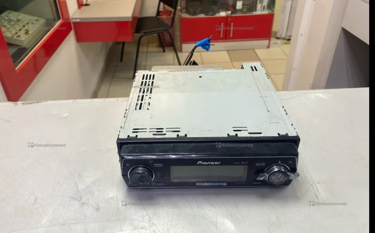 Автомагнитола  Pioner DEH-9450UB(процесорная)