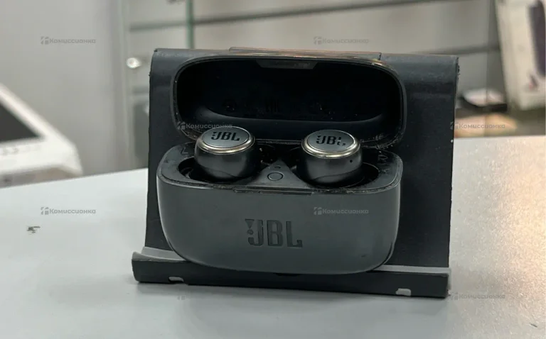 Наушники  JBL live 300tws