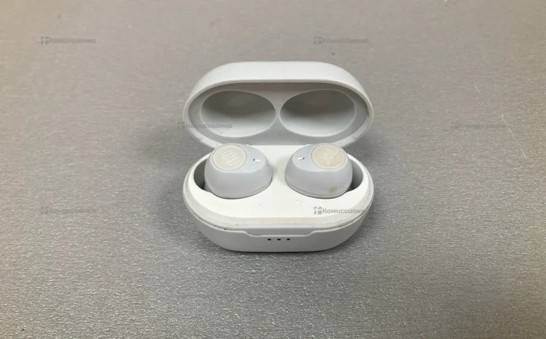 Наушники JBL