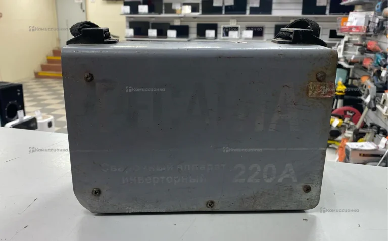 Сварочный аппарат инверторный 220А