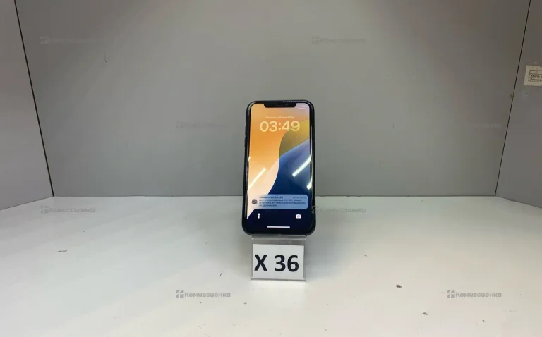 Apple iPhone 11 4/128 ГБ