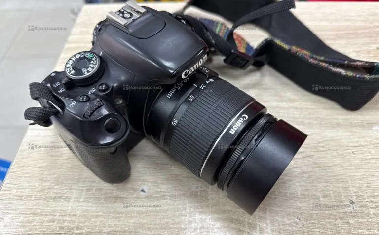 Фотоаппарат Canon EOS 600D