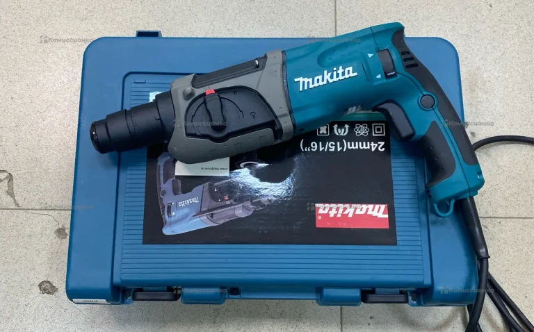 перфоратор MAKITA 2470 сетевой